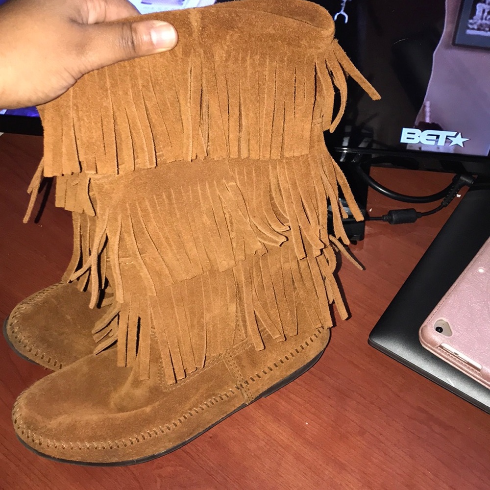 Minnetonka Frill Moccasin Boots